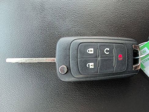 Used 2014 Chevrolet Equinox LT w/ Driver Convenience Package image 18