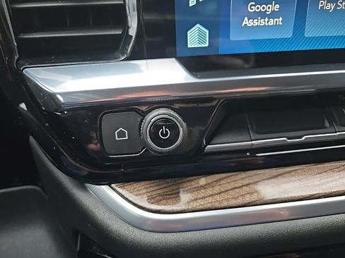 Used 2024 Chevrolet Silverado 2500 LT image 65