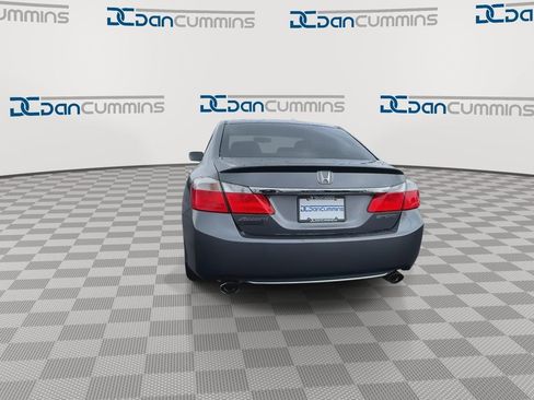 Used 2015 Honda Accord Sport image 7