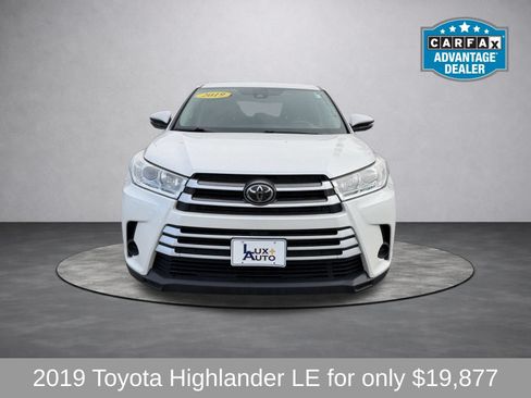 Used 2019 Toyota Highlander LE AWD/4WD image 8