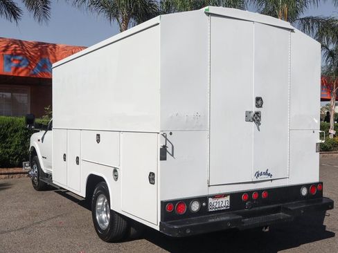 Used 2021 RAM 3500 SLT w/ Quick Order Package 27G SLT image 6