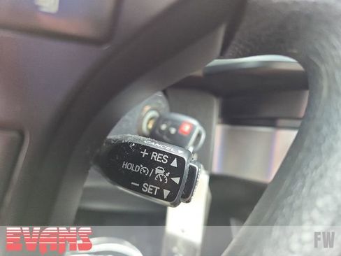 Used 2019 Toyota Tacoma SR w/ SR Convenience Package AWD/4WD image 15