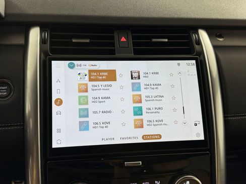 New 2026 Land Rover Discovery Dynamic SE AWD/4WD image 27