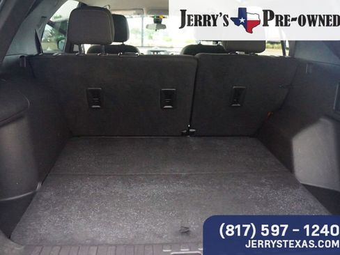 Used 2024 Chevrolet Equinox LT FWD image 21