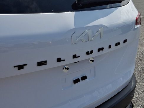 Used 2022 Kia Telluride EX w/ EX Premium Package AWD/4WD image 31