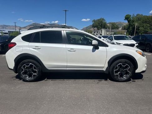 Used 2014 Subaru Crosstrek 2.0i Premium AWD/4WD image 2