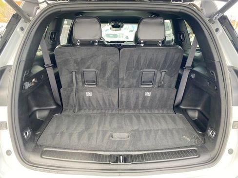 Used 2023 Jeep Grand Cherokee L Laredo image 18