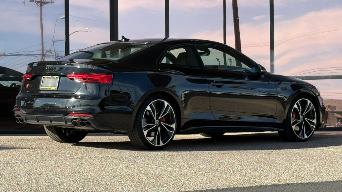 Used 2023 Audi S5 Premium Plus w/ Premium Plus AWD/4WD image 12
