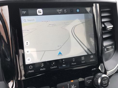 Used 2024 RAM 2500 Big Horn w/ Safety Group image 21