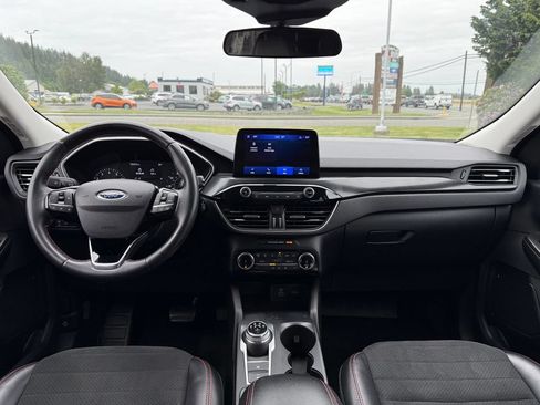 Used 2022 Ford Escape SEL w/ SEL Stealth AWD Package image 21