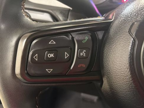 Used 2024 Jeep Wrangler Unlimited Sport AWD/4WD image 17