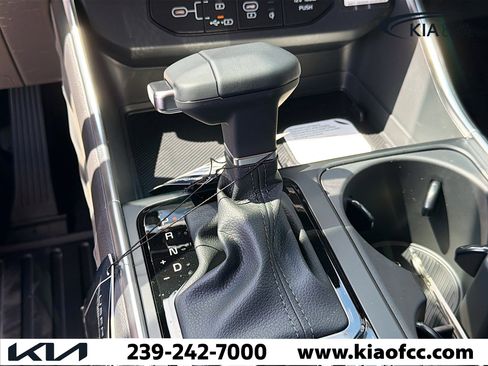 New 2026 Kia Carnival SX image 29