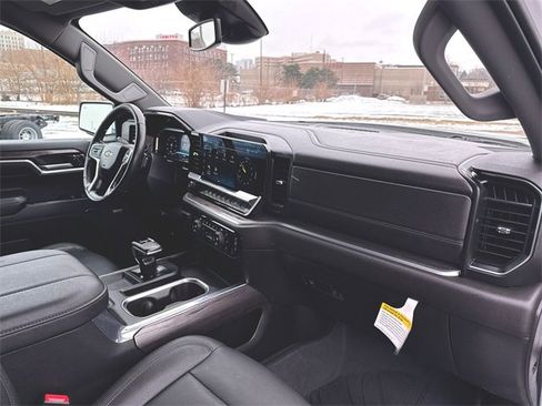 Used 2023 Chevrolet Silverado 1500 LTZ w/ LTZ Convenience Package II image 29