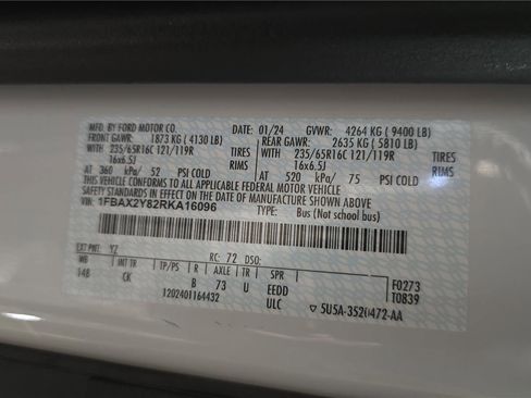 Used 2024 Ford Transit 350 XLT image 25