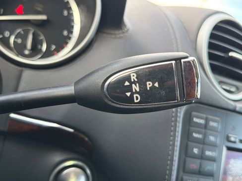 Used 2012 Mercedes-Benz GL 550 GL 550 image 2