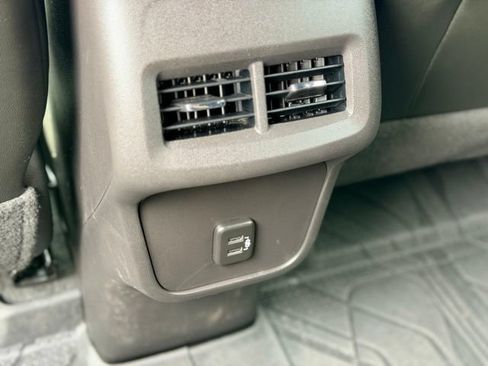 Used 2024 Chevrolet Equinox RS w/ LPO, Floor Liner Package AWD/4WD image 25