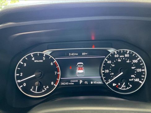Used 2025 Nissan Rogue SV FWD image 7
