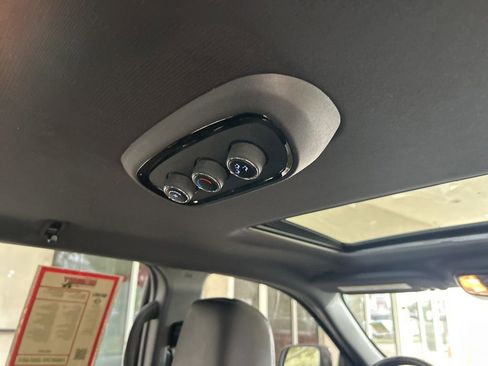 Certified 2023 Dodge Durango GT image 26