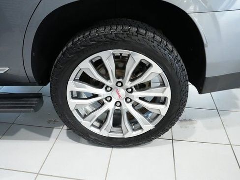 Used 2022 GMC Yukon Denali image 13