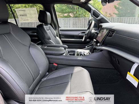 New 2026 Jeep Grand Wagoneer L 4WD image 13