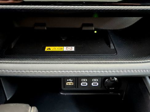 Used 2023 Toyota Highlander XSE AWD/4WD image 37