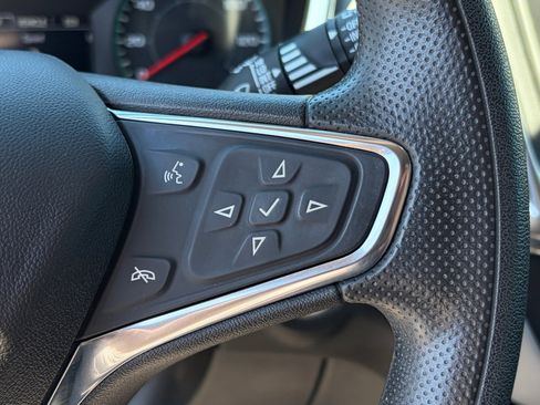 Used 2021 Chevrolet Equinox LS w/ LS Convenience Package image 22