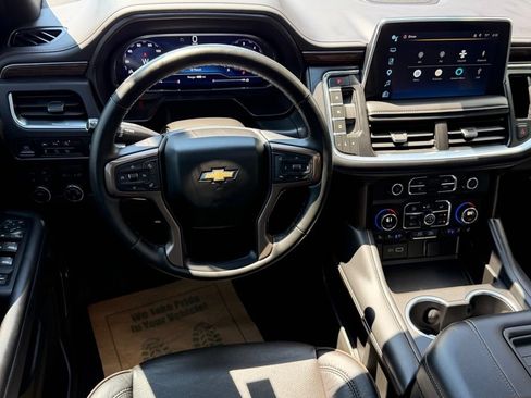 Used 2024 Chevrolet Suburban High Country w/ Premium Package AWD/4WD image 15