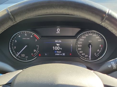 Used 2021 Cadillac XT4 Luxury image 30