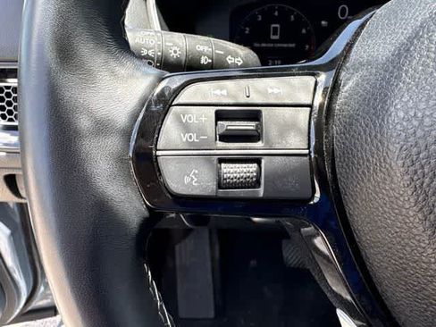 Used 2024 Honda Civic Touring image 12