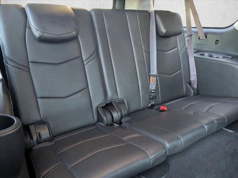 Used 2017 Cadillac Escalade ESV Luxury image 24
