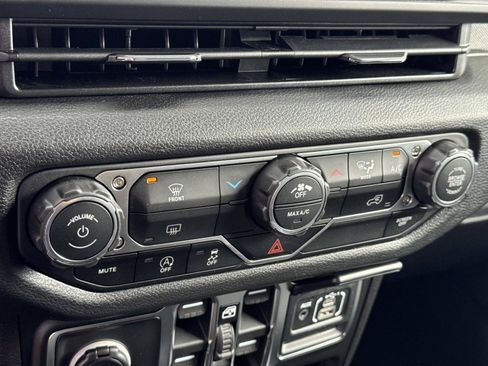 New 2026 Jeep Wrangler Unlimited Sport AWD/4WD image 16
