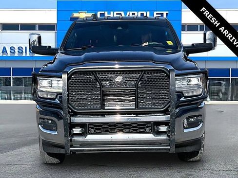 Used 2019 RAM 3500 Limited image 2