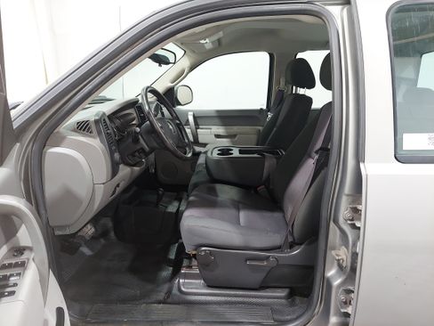 Used 2014 Chevrolet Silverado 2500 W/T image 12