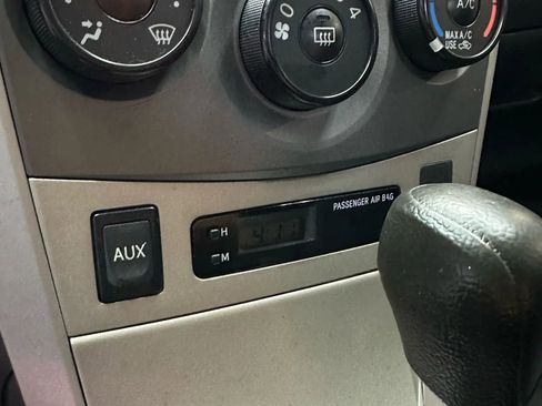 Used 2010 Toyota Corolla S image 16