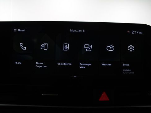 Used 2025 Kia Carnival EX image 48