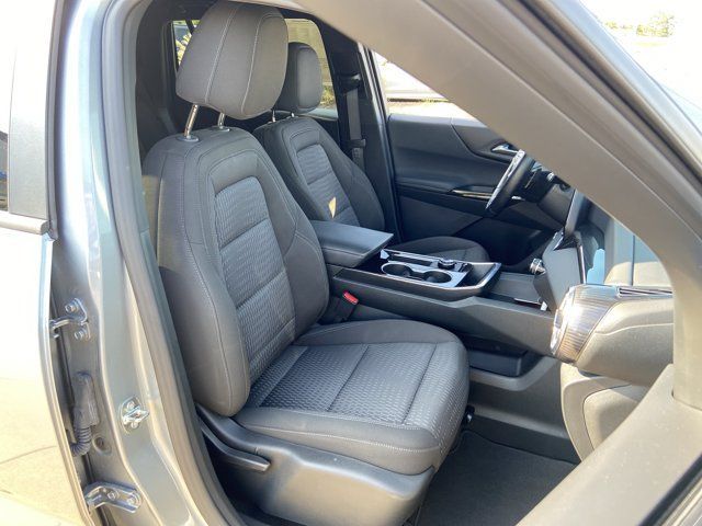 Used 2026 Chevrolet Equinox LT AWD/4WD image 28