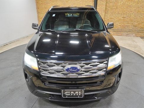 Used 2018 Ford Explorer 4WD w/ Class II Trailer Tow Package image 5