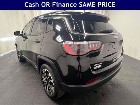 Certified 2023 Jeep Compass Limited AWD/4WD image 8