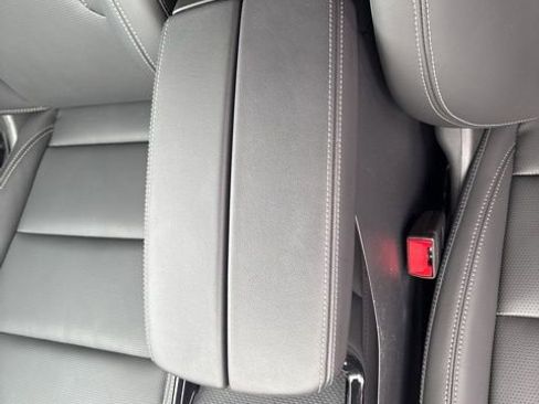 Certified 2025 Buick Envision Preferred image 23