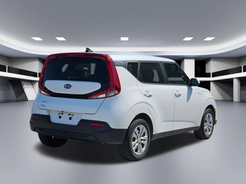 Used 2020 Kia Soul LX image 6