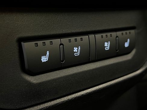 New 2026 Toyota Tundra Platinum AWD/4WD image 22