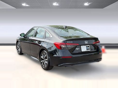 Used 2024 Honda Civic EX image 3