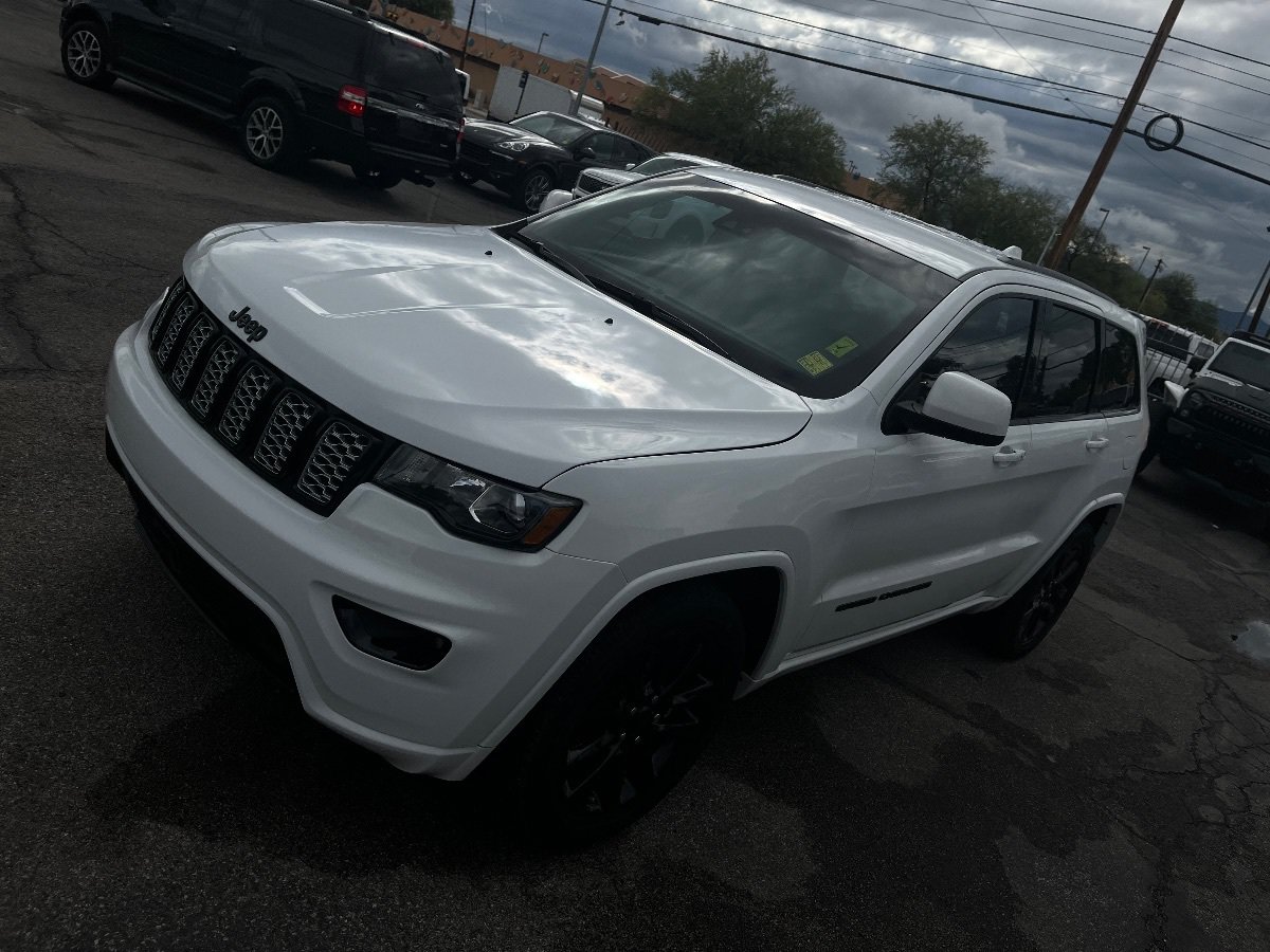 Used 2020 Jeep Grand Cherokee Altitude RWD image 45