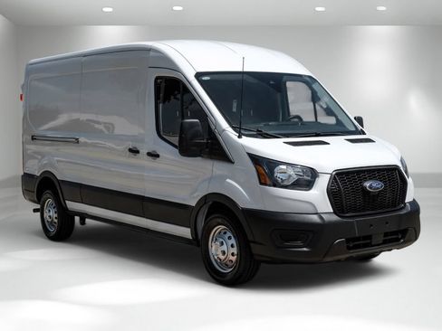 Used 2023 Ford Transit 250 Medium Roof AWD w/ Load Area Protection Package image 5