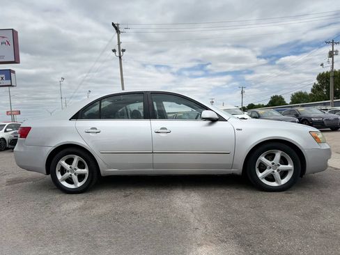 Used 2007 Hyundai Sonata SE FWD image 2