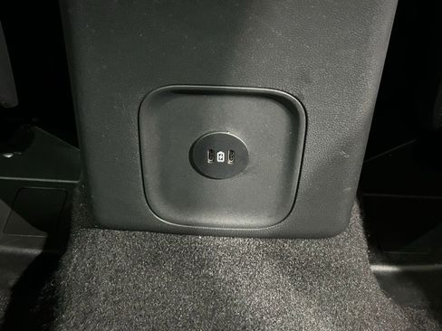 Used 2024 Ford Escape SE image 84