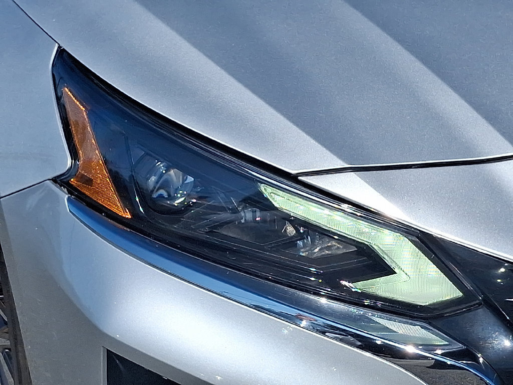 Used 2024 Nissan Altima 2.5 SV FWD image 10