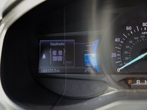 Used 2022 Ford Edge SEL w/ Convenience Package image 22