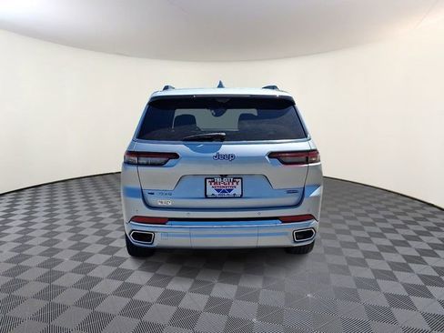 Used 2021 Jeep Grand Cherokee L Overland w/ Luxury Tech Group IV AWD/4WD image 5