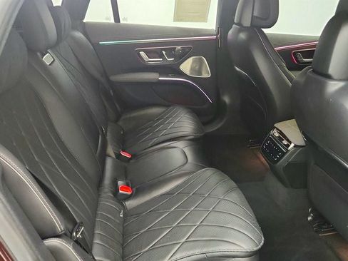 Used 2024 Mercedes-Benz EQS 580 4MATIC Sedan w/ Executive Interior Package image 21